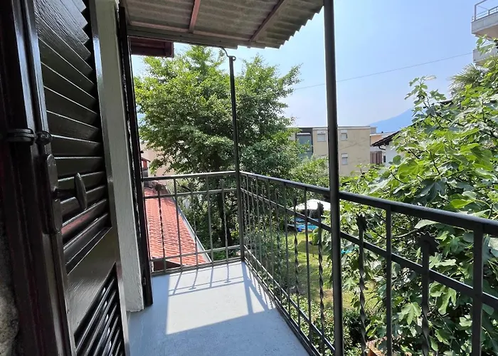 Schoenes Rustico In Bester Lage - 2 Min An Den Apartament