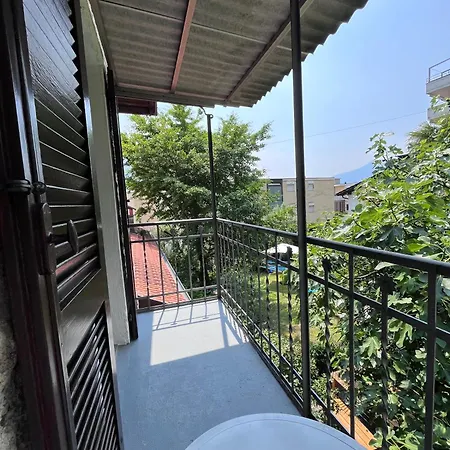 Schönes Rustico In Bester Lage - 2 Min An Den Apartment