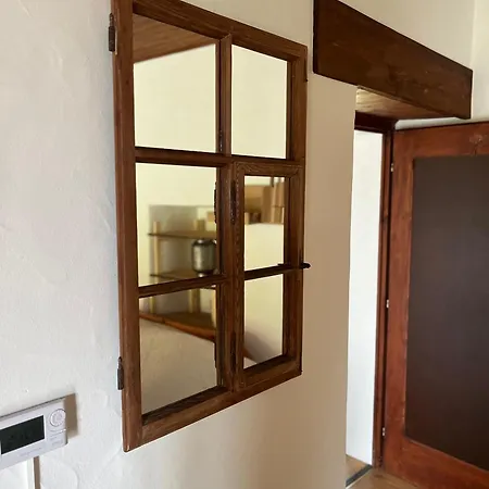 Schönes Rustico In Bester Lage - 2 Min An Den Brissago TI